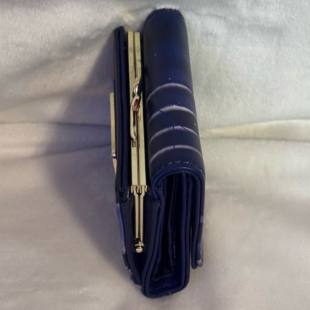 Loungefly Jasmine and Rajah Navy Blue Tri-Fold Wallet - Picture 4 of 7